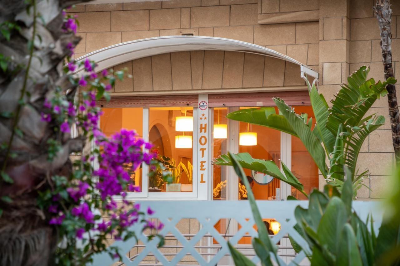 Hotel Costa D'Oro Torre Ovo Zewnętrze zdjęcie